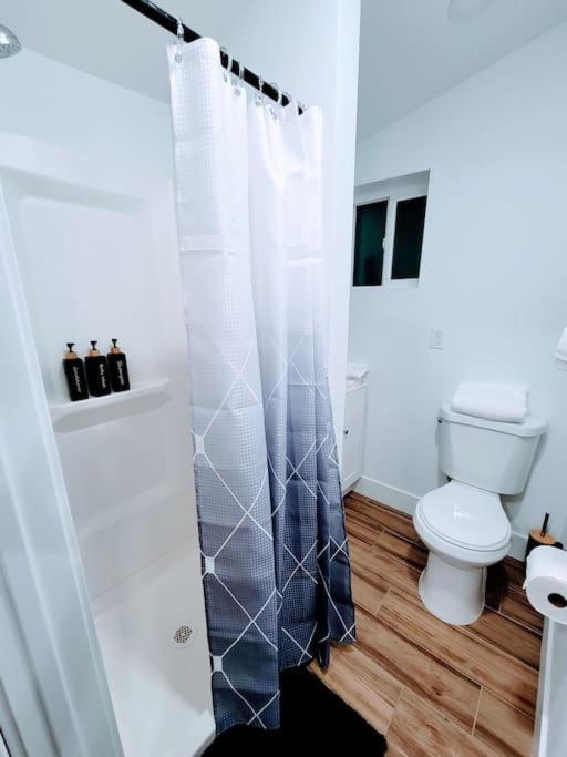 Phoenix Retreat - Studio With King Bed - 10 Min From Airp - Unit C Exterior photo